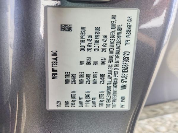 2025 TESLA MODEL 3