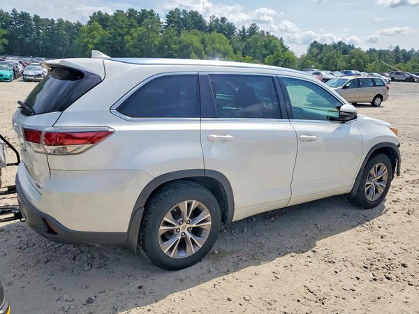 2015 TOYOTA HIGHLANDER