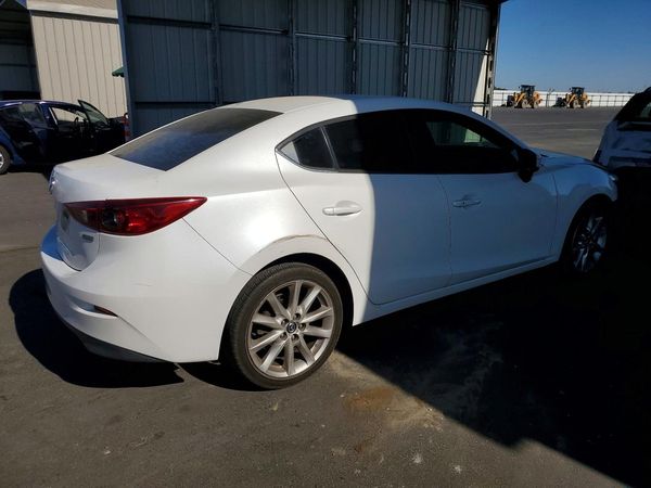 2017 MAZDA 3 Touring
