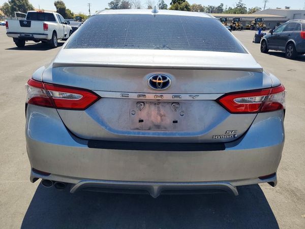2019 TOYOTA CAMRY SOLA SE/XLE Hybrid