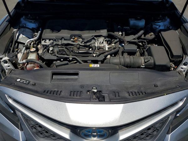 2019 TOYOTA CAMRY SOLA SE/XLE Hybrid