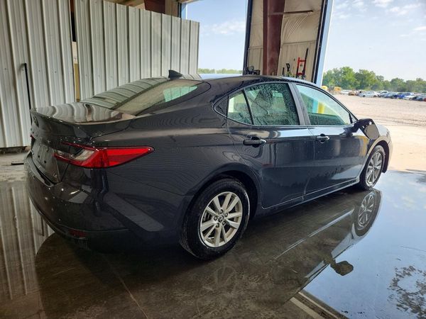 2026 TOYOTA CAMRY