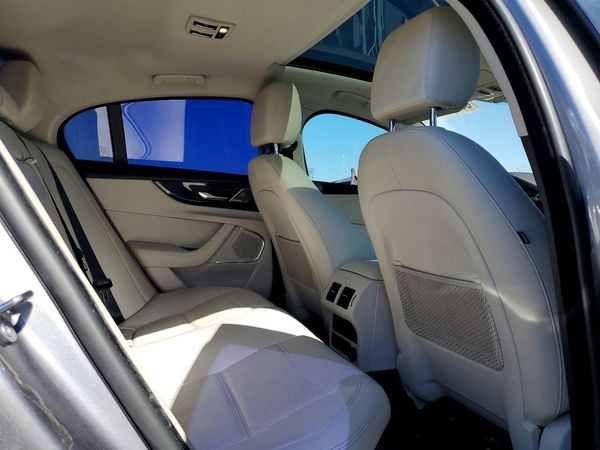 2020 JAGUAR XE S
