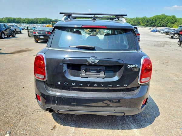2018 MINI COOPER