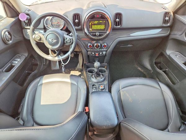 2018 MINI COOPER