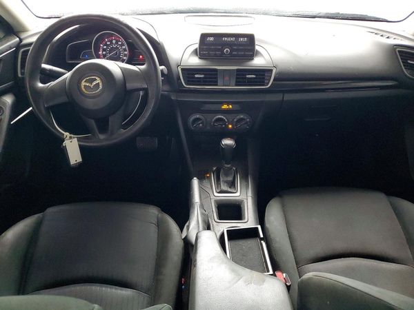 2015 MAZDA 3