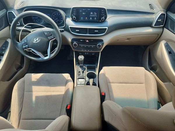 2019 HYUNDAI TUCSON SE