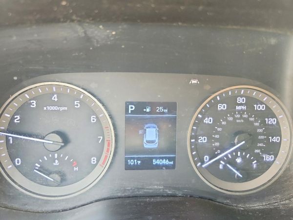 2019 HYUNDAI TUCSON SE