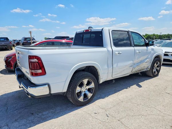 2022 RAM 1500 LARAMIE CREW CAB 4X4