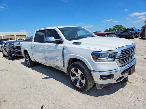 2022 RAM 1500 LARAMIE CREW CAB 4X4