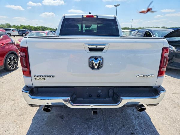 2022 RAM 1500 LARAMIE CREW CAB 4X4