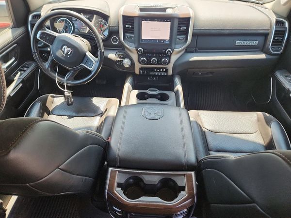 2022 RAM 1500 LARAMIE CREW CAB 4X4