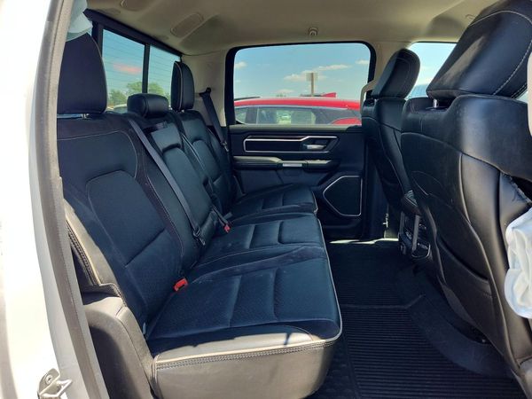 2022 RAM 1500 LARAMIE CREW CAB 4X4