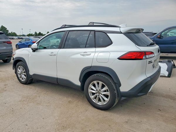 2022 TOYOTA COROLLA CROSS LE