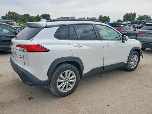 2022 TOYOTA COROLLA CROSS LE