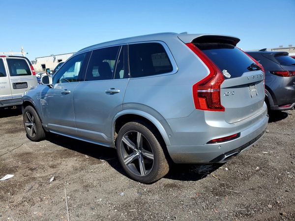 2018 VOLVO XC90