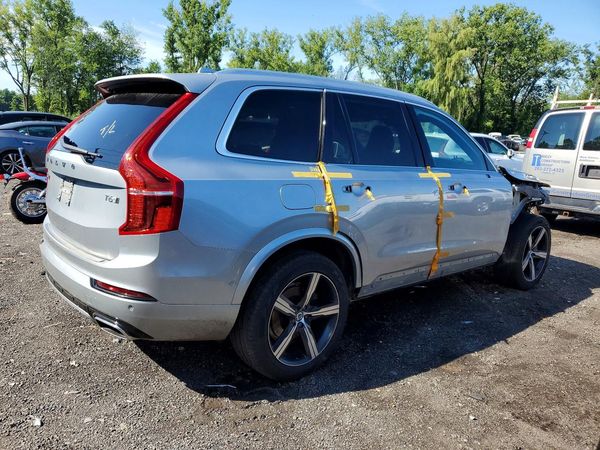 2018 VOLVO XC90