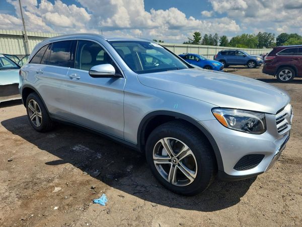 2018 MERCEDES-BENZ GLC GLC 300-4M