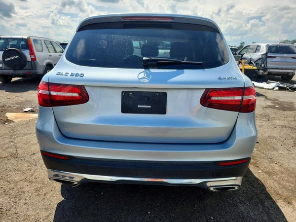 2018 MERCEDES-BENZ GLC GLC 300-4M