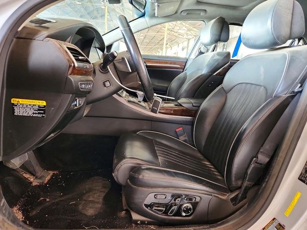 2018 GENESIS G90 3.3T Premium