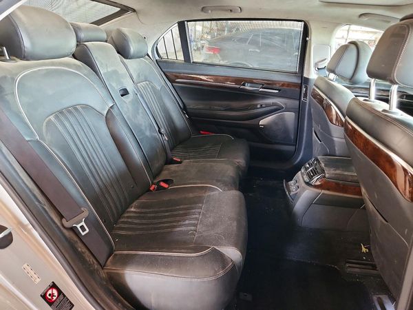 2018 GENESIS G90 3.3T Premium