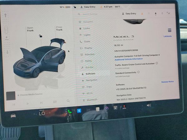 2025 TESLA MODEL 3