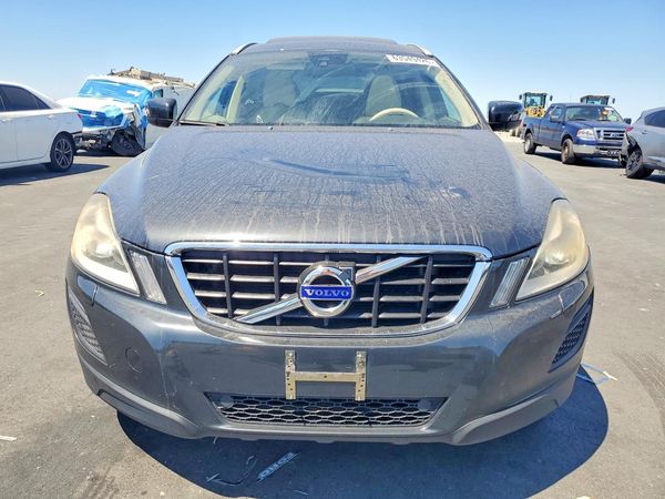 2013 VOLVO XC60