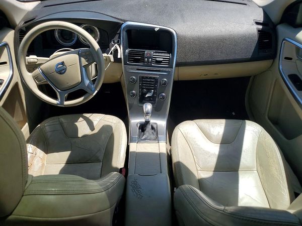 2013 VOLVO XC60
