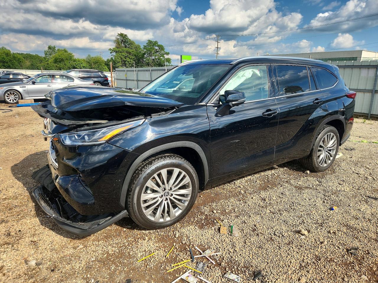 2023 TOYOTA HIGHLANDER