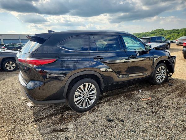 2023 TOYOTA HIGHLANDER