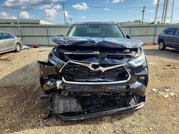 2023 TOYOTA HIGHLANDER