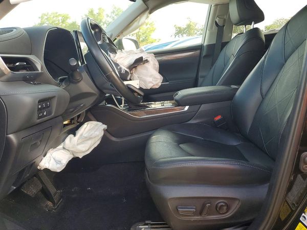 2023 TOYOTA HIGHLANDER
