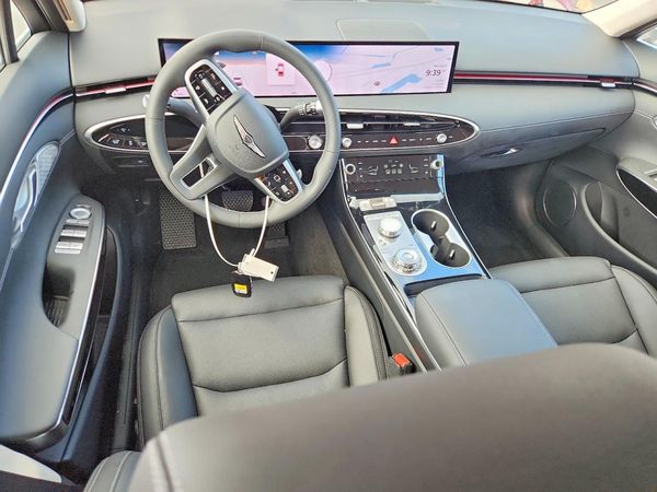2026 GENESIS GV70 2.5T, 2.5T Select