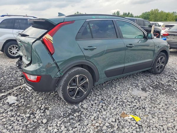 2024 KIA NIRO EX