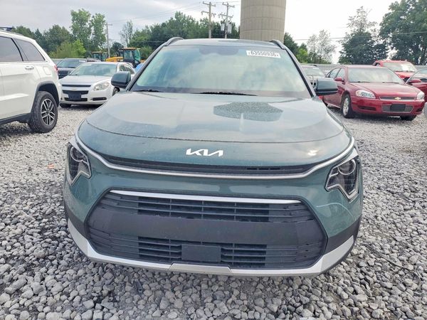 2024 KIA NIRO EX