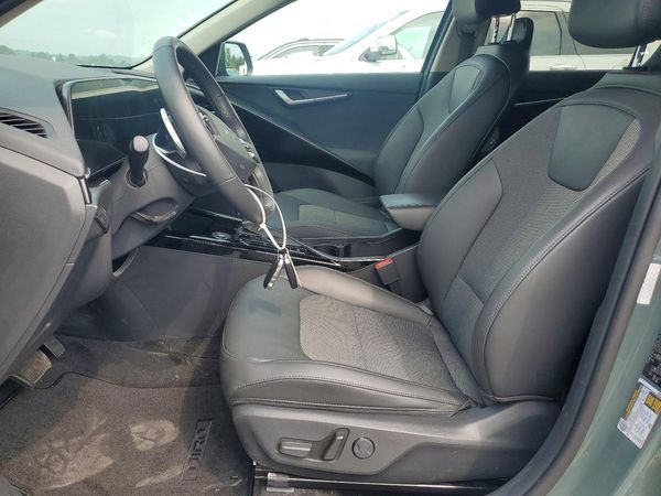 2024 KIA NIRO EX