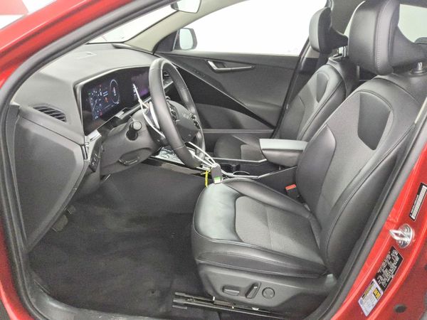 2024 KIA NIRO Wind