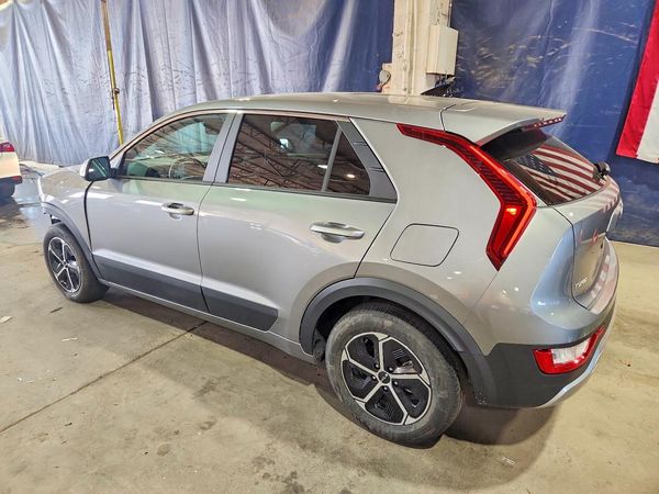 2026 KIA NIRO LX