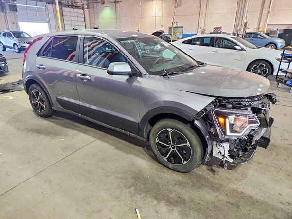 2026 KIA NIRO LX