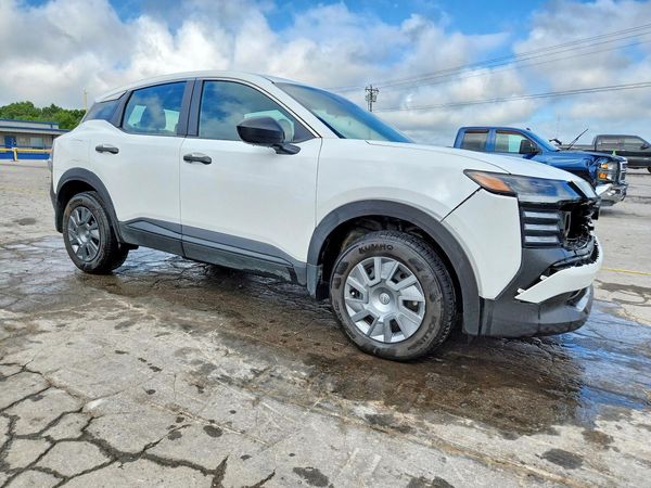 2025 NISSAN KICKS S