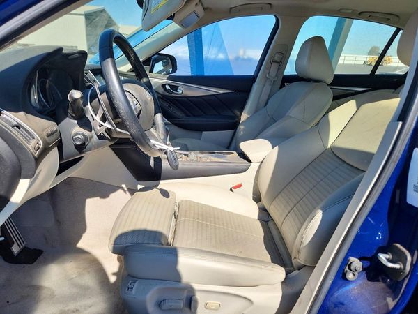 2017 INFINITI Q50
