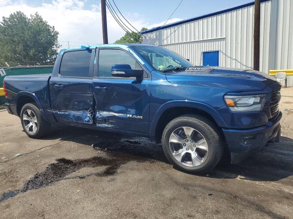 2019 RAM 1500 LARAMIE CREW CAB 4X4