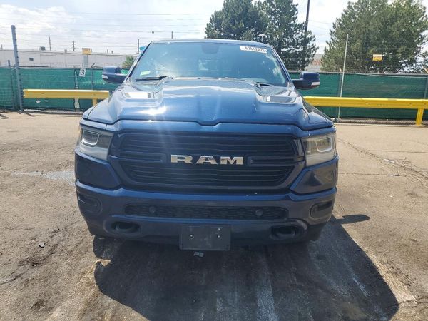 2019 RAM 1500 LARAMIE CREW CAB 4X4