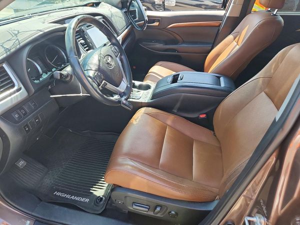 2019 TOYOTA HIGHLANDER Ltd/Ltd Platinum