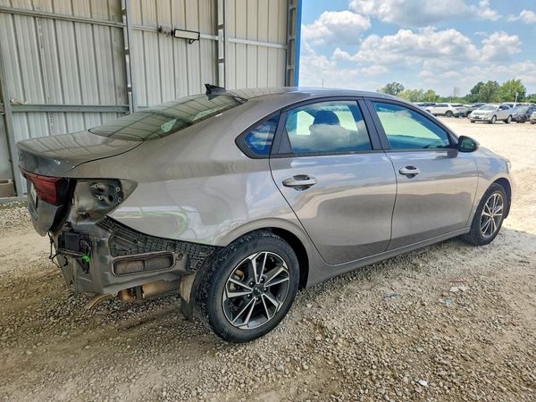 2022 KIA FORTE FE, LXS
