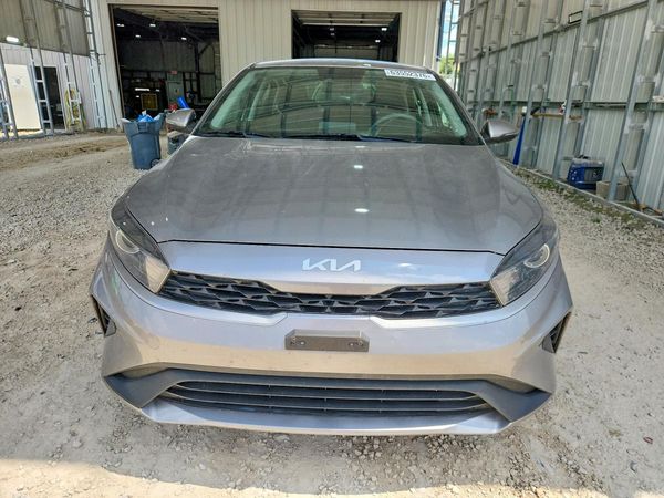 2022 KIA FORTE FE, LXS