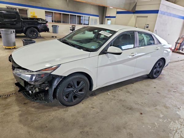 2021 HYUNDAI ELANTRA SEL