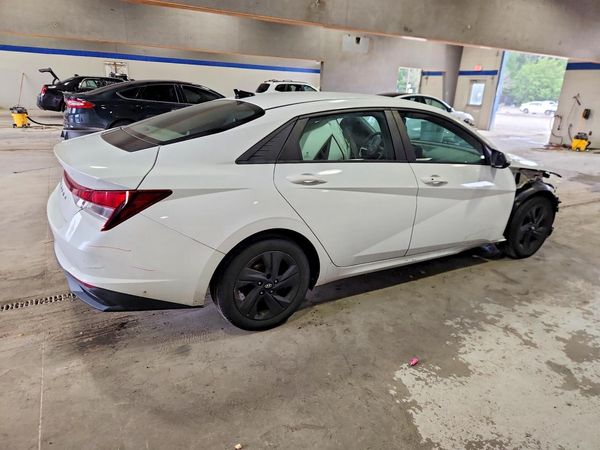 2021 HYUNDAI ELANTRA SEL
