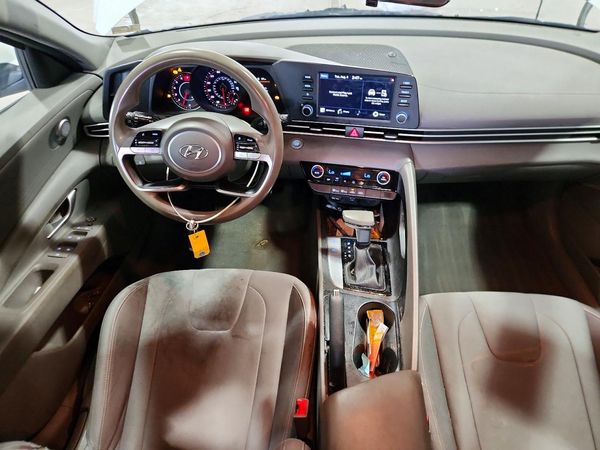 2021 HYUNDAI ELANTRA SEL