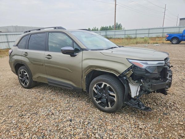 2025 SUBARU FORESTER Limited